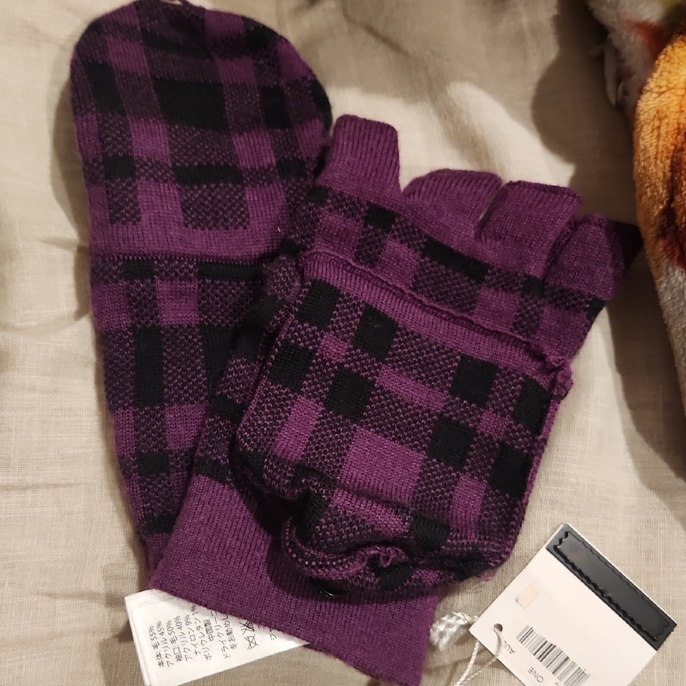 Coach Gloves
